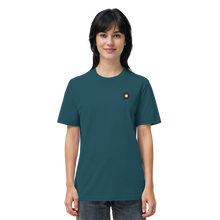 Lade das Bild in den Galerie-Viewer, Minimalistic Kreuzgut Disko  - Organic Shirt
